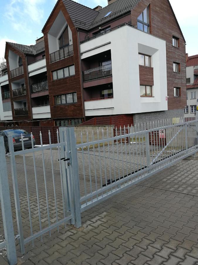 Apartament Jelenia Gora - Cieplice Экстерьер фото